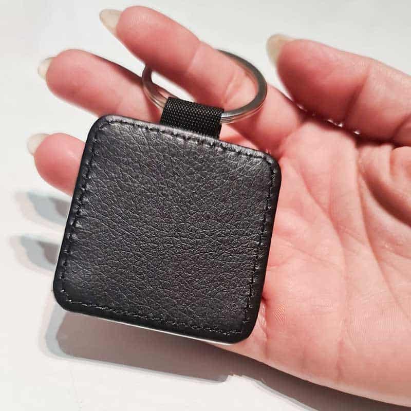 Porte-Clés Carré Personnalisé avec Photo | Cuir Premium | Cadeau Famille & Couple